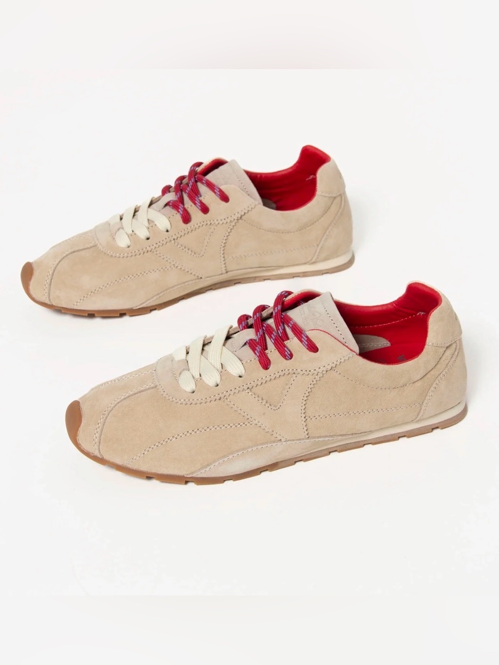 NWT Victoria Aster Serraje Sneakers
